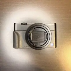 【ジャンク】DSC-RX100M7（付属品&おまけ付） ジャンク】DSC-RX100M7（付属品&おまけ付） - メルカリ