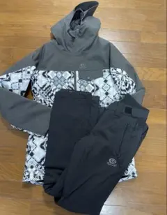 スノーウエア　レディース　リップカール　Mサイズ