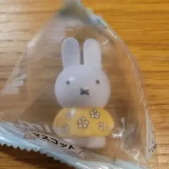 ミッフィー　テトラフィビッツ花柄パステル