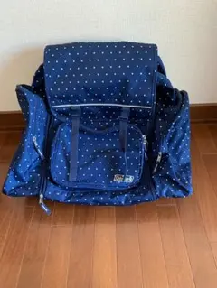 【新品未使用】コールマン　容量大きめリュックサック　ネイビー・ドット柄