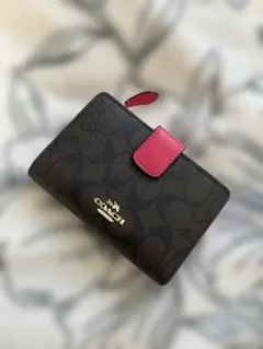 COACH 二つ折り財布 ブラック ピンク