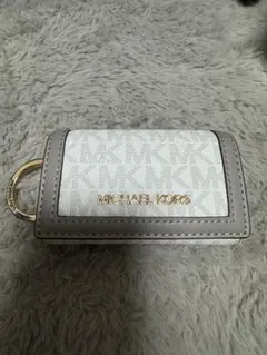 MICHAEL KORS キーケース ホワイト/グレー