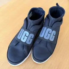 あ*り様 【UGG】スリッポン スニーカー 黒　23.5センチ