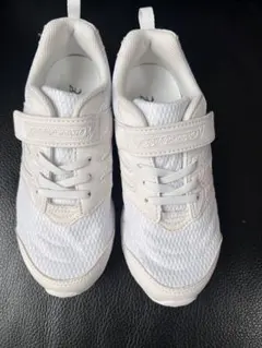 シュンソク アスリート 21.0EE ホワイト