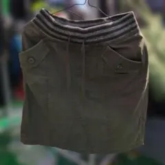 カーキ色ポケット付きタイトスカート Sサイズ