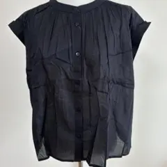 タグ付き新品　アフタヌーンティー　黒い半袖シャツ ボタンのサムネイル