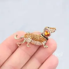 ダックスフント　ブローチ　キラキラ　上品　スーツ　おしゃれ　動物　鳥　セレモニー