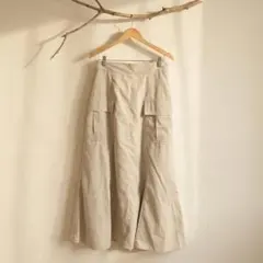 テチチ フレアスカート ベロア風 ベージュ 大人カジュアル 秋冬　オフィス