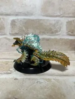 モンスターハンター　雷狼竜ジンオウガ（超帯電状態）フィギュア