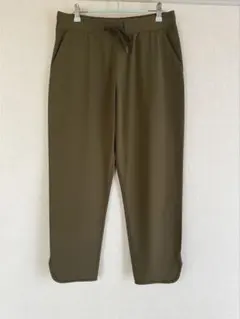 UNIQLO x Theory カジュアルパンツ オリーブ Lのサムネイル