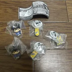 名探偵コナン　めじるしアクセサリー3 探偵バッジ　スケートボード　工藤新一