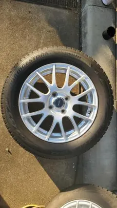 アルミ付きスタッドレスタイヤ　バリ山　バラ販売　185/60R15　4穴