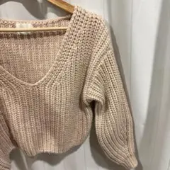 h&m 深めＶネックニット　Mサイズ
