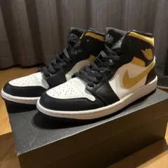 【人気モデル】NIKE AIR JORDAN 1 MID
