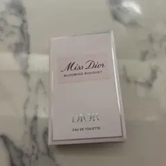 Miss Dior グルーミングブーケ サンプル