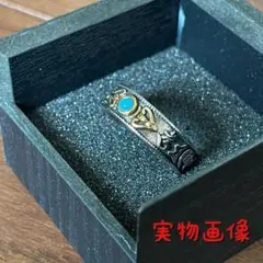 ターコイズ調ストーン × 彫刻模様 19号基準 ヴィンテージ風 シルバーリング
