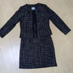 ツイードスーツ