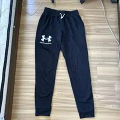 UNDER ARMOUR ブラック ジョガーパンツ M