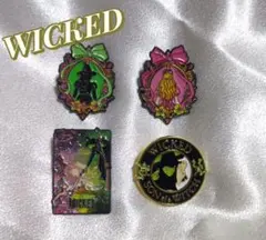 《新品未使用》ウィキッド Wickedふたりの魔女ピンバッジ　ピンズ　4個セット