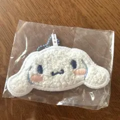 サンリオキャラクターズ miniminiラグマット風キーホルダー　シナモン