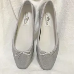 美品　TEMPERATE テンパレイト レインシューズ　パンプス　シルバー　38のサムネイル