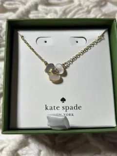 Item thumbnail for item 7065a2ec-9810-4aa0-a8dc-c7a6669e0bc5