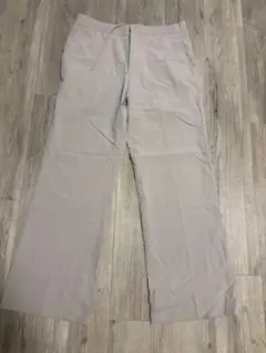 ZARA ベージュ フレアパンツ L