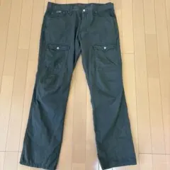 Eddie Bauer ワークパンツ カーゴパンツ オリーブ　W36L32のサムネイル
