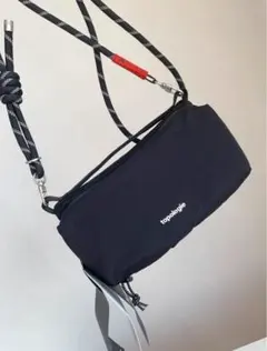 topologie 黒 サコッシュ