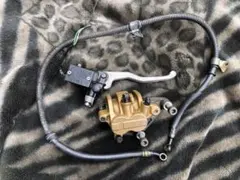 マジェスティ125 5ca フロントブレーキ　キャリパー　マスターシリンダーのサムネイル