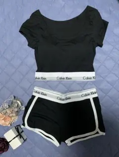 Calvin Klein ブラックセットアップ　Mサイズ