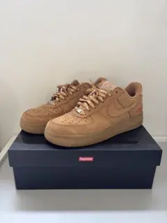 Supreme × Nike Air Force 1 Low