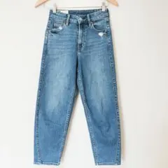 GAP バレルハイライズ デニムパンツ ダメージ加工 23サイズのサムネイル