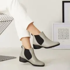 fitfit サイドゴアブーツ　22㎝