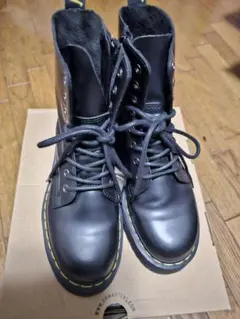 Dr. Martens Jadon ブラック 5 UK　24㎝