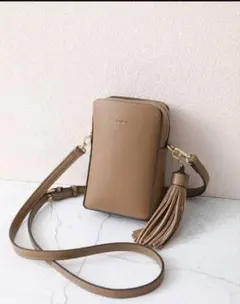 【新品未使用】Ungrid ビッグタッセル ミニショルダー ポシェット 肩がけのサムネイル