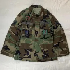 韓国空軍憲兵レンジャー 蛙迷彩戦闘服上衣 徽章多数 XL 実物中古 韓国空軍憲兵レンジャー 蛙迷彩戦闘服上衣 徽章多数 XL 実物中古