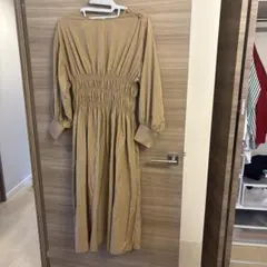 ZARA 長袖ロングワンピース Mサイズ