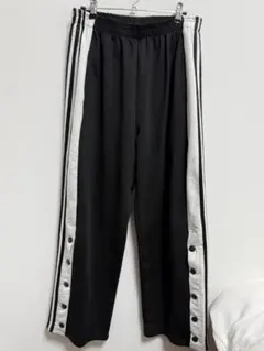 サイドボタン付き バスケズボン