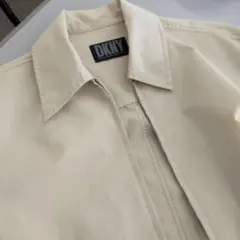 DKNY ベージュ ジャンパー ブルゾン Sサイズのサムネイル