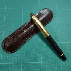 Pelikan 万年筆 グリーンストライプ400と、専用2本用革製ペンケース Pelikan 万年筆 グリーンストライプ400と、専用2本用革製ペンケース