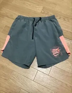 NIKEナイキ　ランニングハーフパンツ　インナー付き　Sサイズ