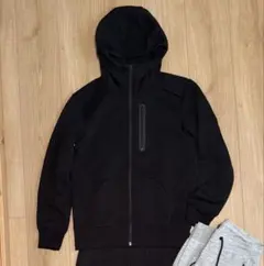 UNIQLO ジャージ S 黒 パーカー ジップアップ