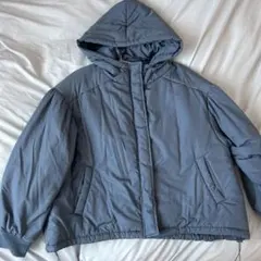 値下げしました！くすみブルー フード付き ダウンジャケット