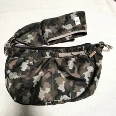 LeSportsac レスポートサック ショルダーバッグ 犬ロゴ 複数ポケット 