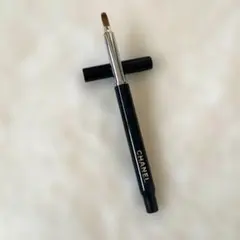CHANELリップブラシ 【消毒済み】のサムネイル