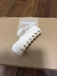 新品［UNDO HAIRWARE］No.4 ヘアクリップ**ライトトータス** - メルカリ