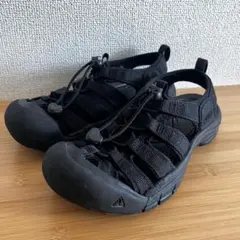 【美品】KEEN Newport H2 BLACK 23.5cm US6.5のサムネイル