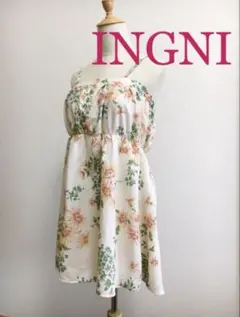 INGNIキャミソール❤︎オシャレな花柄のサムネイル