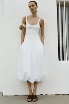 新品未使用 ZARA ミディ　バブルヘムワンピース Sサイズ